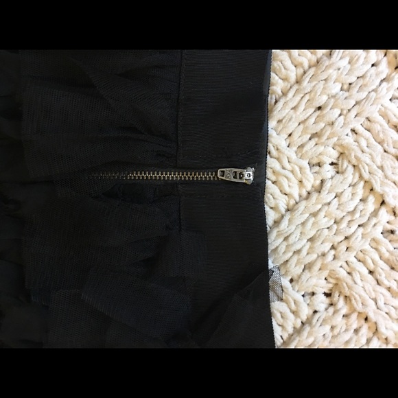 Thread Social Black Mini Skirt Size 6 - Picture 4 of 5